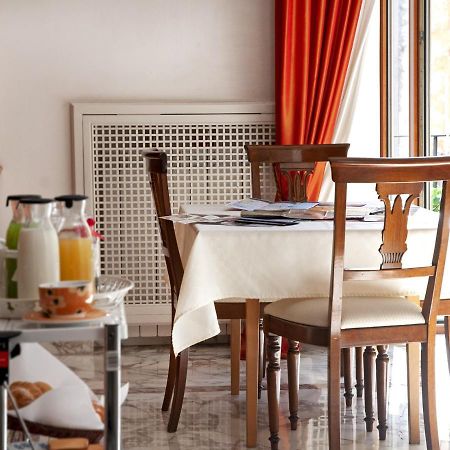ナポリ Artis Domus Bed & Breakfast エクステリア 写真