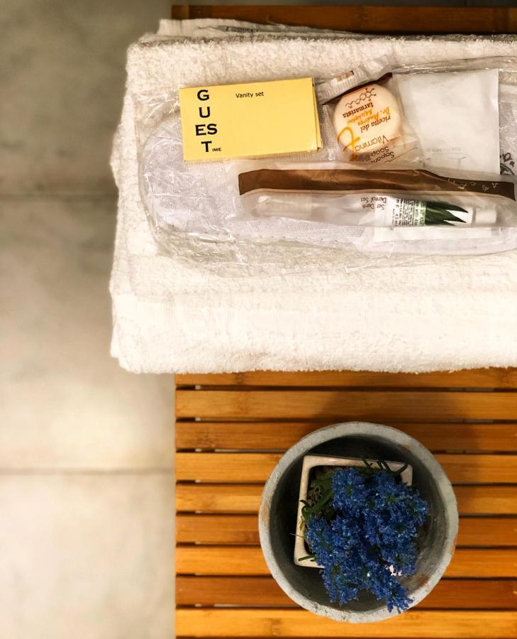 ナポリ Artis Domus Bed & Breakfast エクステリア 写真