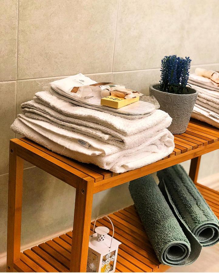 ナポリ Artis Domus Bed & Breakfast エクステリア 写真