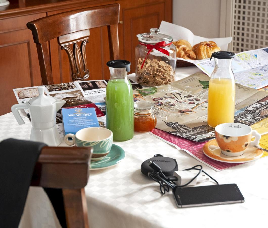 ナポリ Artis Domus Bed & Breakfast エクステリア 写真